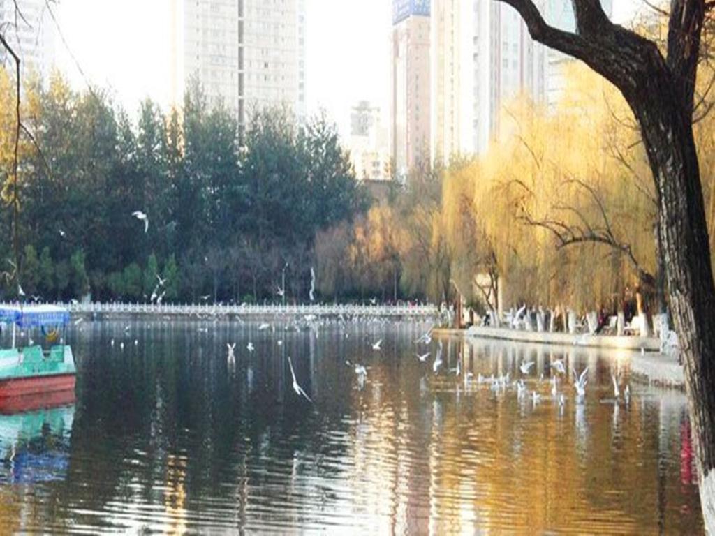 Dynasty International Hotel Kunming Exterior photo